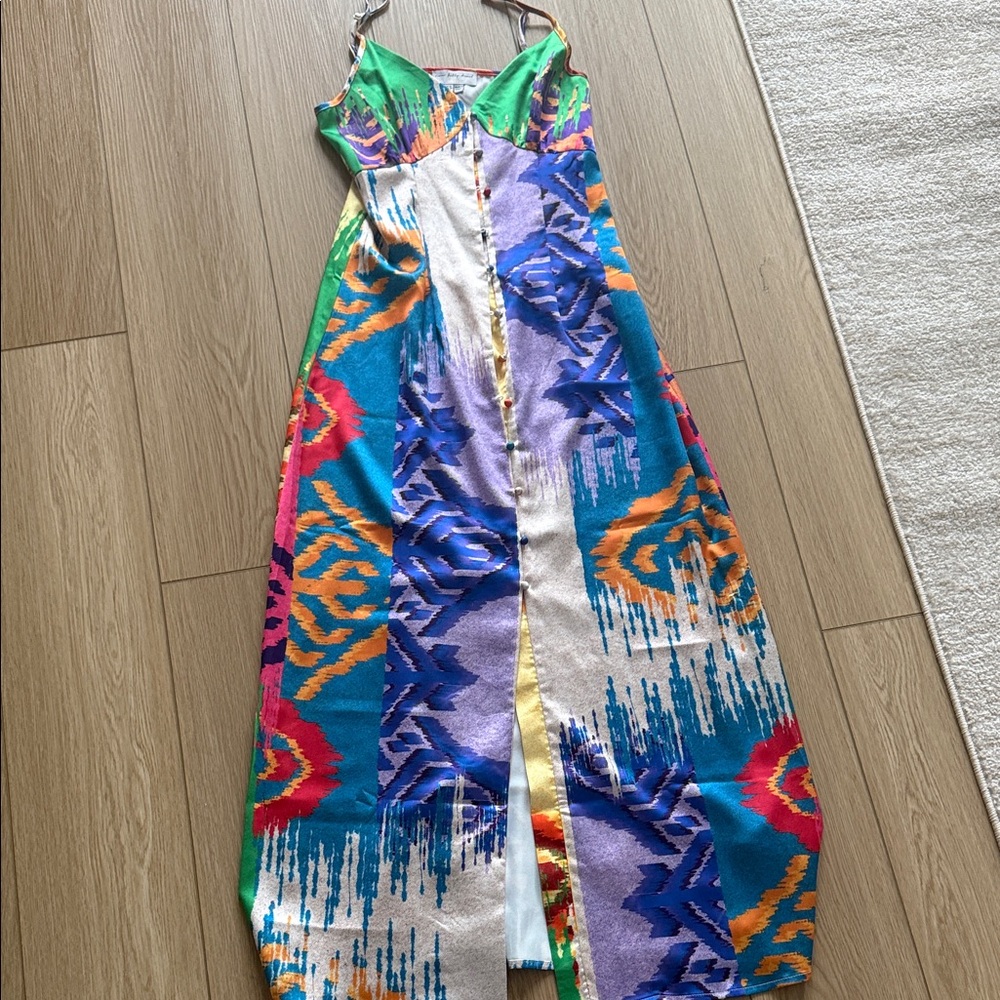 Colorful Maxi Dress with Strappy Design - Picture 2 of 5
